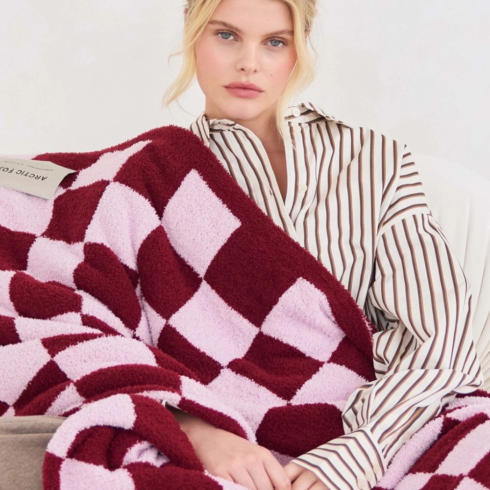 Pink Checkerboard Super Soft Teddy Fleece Throw