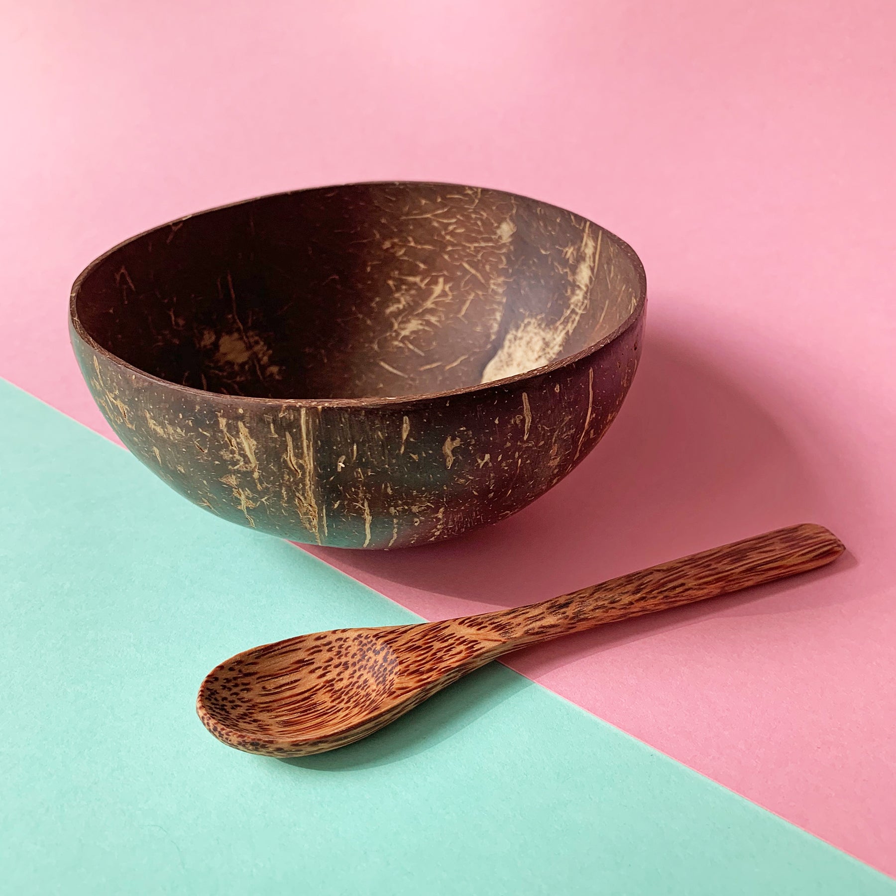 Coconut bowl and spoon set