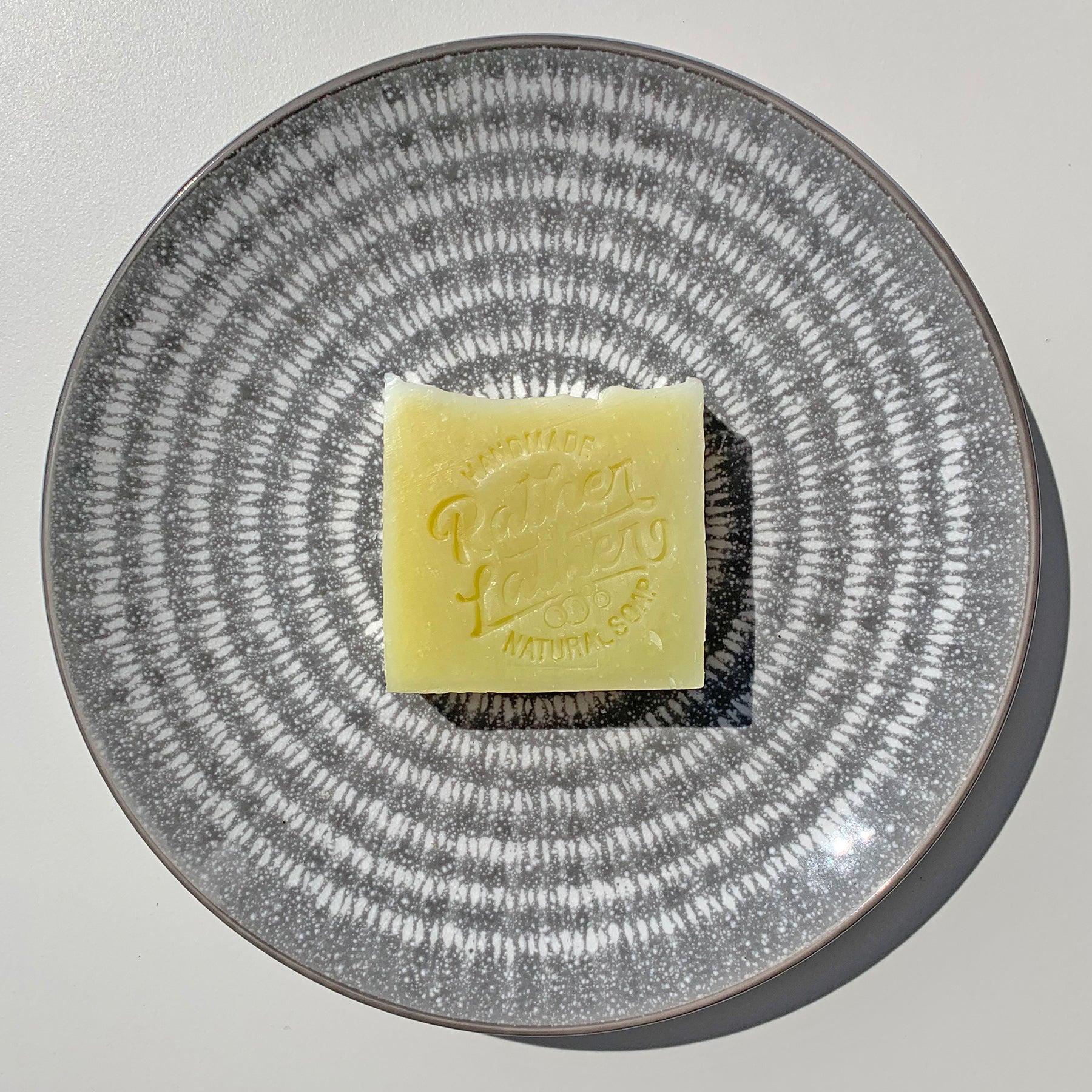 Vegan Natural Shampoo Bar - Fir Needle, Avocado & Mint - Pasoluna