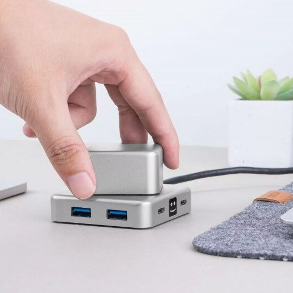 Recycled 7 in 1 USB C 100 W Fast Charging Hub with 4K HDMI & Audio