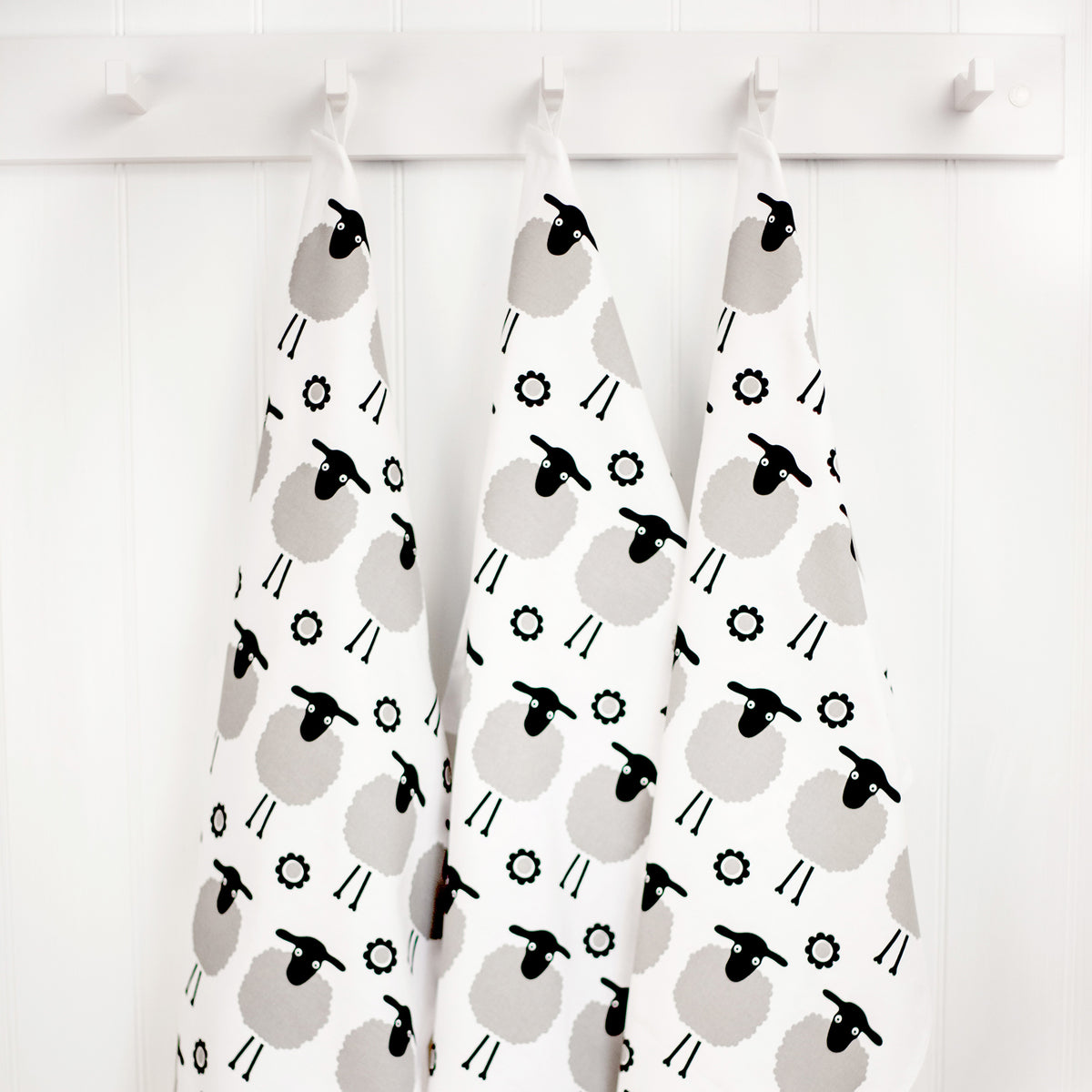 Tea Towel & Dishcloth Bundle - Black Sheep - Pasoluna